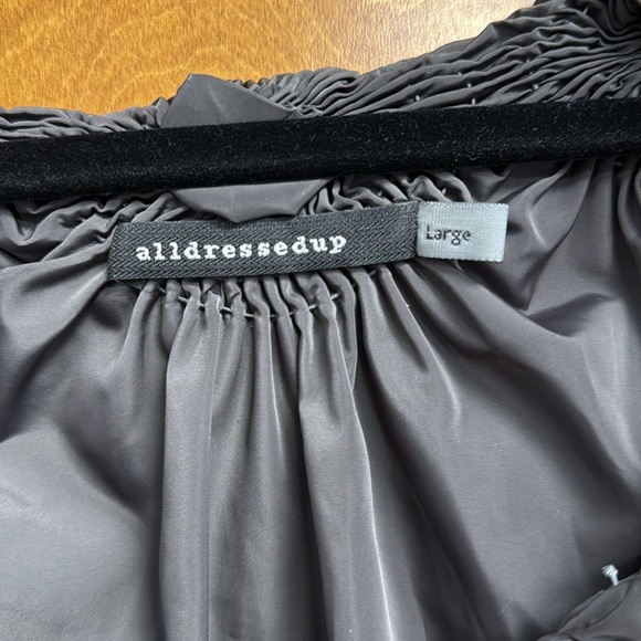 Gray Sheek Satin Ruffle Dress size large - Picture 3 of 6